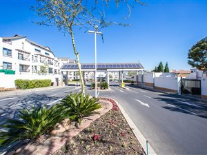 2 Bed Apartment in Dainfern