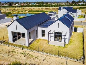 3 Bed House in Aan de Wijnlanden