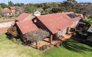 5 Bedroom House in Moreleta Park