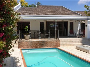 3 Bed Cluster in Waterkloof Ridge