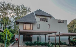 2 Bedroom Apartment in Lonehill