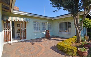 3 Bedroom House in Sandringham