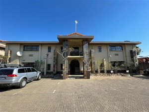 183 m² Commercial space in Highveld