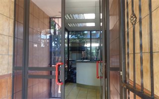 394 m² Commercial space in Mountain View