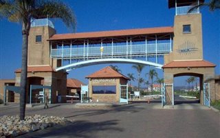 950 m² Land available in Savannah Country Estate