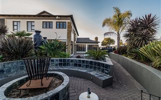 3 Bedroom House in Ebotse Estate