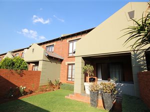 2 Bed House in Boardwalk