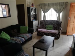 3 Bed Apartment in Rustenburg North