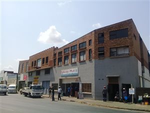 200 m² Commercial space in Crown Mines