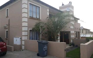 2 Bedroom Townhouse in Arundo Estate