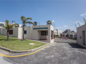 2 Bed Apartment in South End