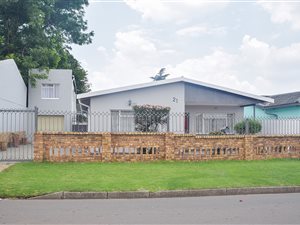 4 Bed House in Reiger Park