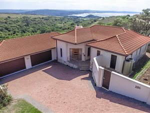 3 Bedroom House in Khamanga Bay