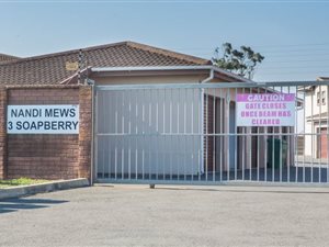 2 Bed Flat in Richards Bay Central