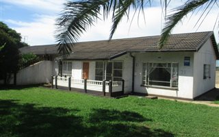 3 Bedroom House in Vanderbijlpark CW2