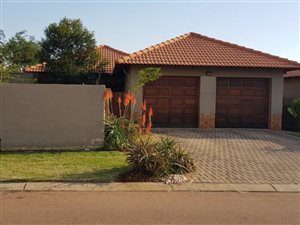 3 Bed House in Hexrivier Lifestyle Estate