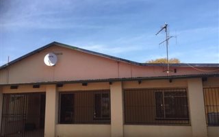 3 Bedroom House in Onderstepoort