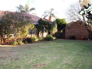 3 Bed House in Rietvalleipark