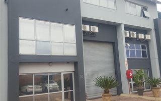 470 m² Industrial space in Halfway House
