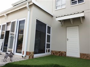 3 Bed Townhouse in Cedar Creek
