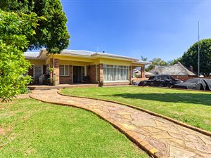 3 Bed House in Monument