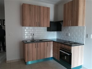 1 Bedroom Apartment in Halfway House
