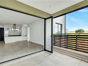 2 Bed Apartment in Steyn City