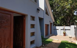 4 Bedroom House in Bendor