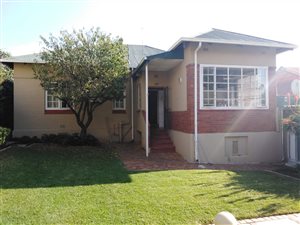 3 Bed House in Kensington