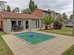 5 Bed House in Garsfontein