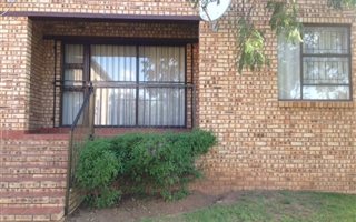 2 Bedroom Apartment in Ruimsig