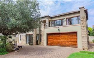 4 Bedroom House in Midfield Estate