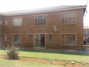 2 Bed Apartment in Krugersrus