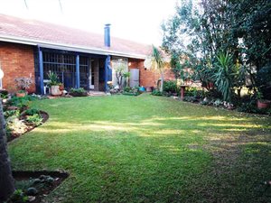 2 Bedroom Townhouse in Bronberrick