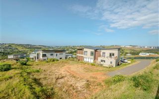 817 m² Land available in Simbithi Estate