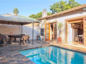 6 Bed House in Witfield