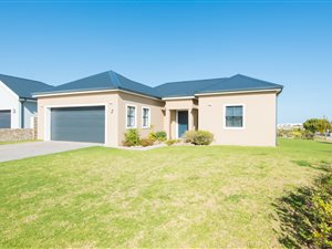 3 Bed House in Kraaibosch