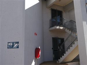 120 m² Commercial space in Lyttelton Manor