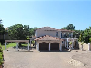 4 Bed Townhouse in Uvongo