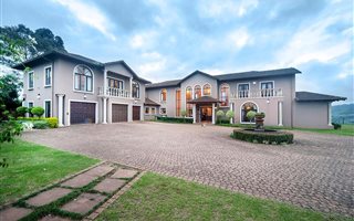 4 Bedroom House in Summerveld