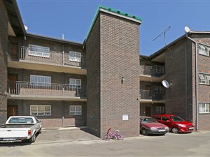 1 Bed Apartment in Edenvale