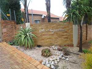 3 Bed Townhouse in Honeydew Manor