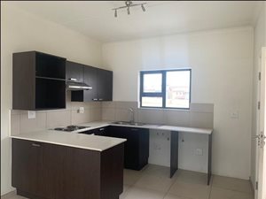2 Bed Apartment in Dainfern