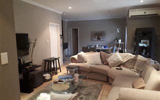 2 Bedroom Townhouse in Willow Park Manor