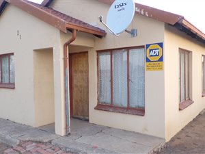 2 Bed House in Lourierpark