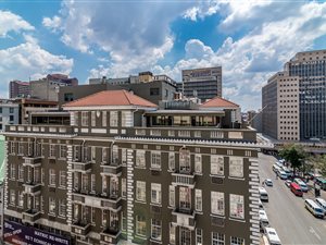 1 Bed Apartment in Johannesburg Central