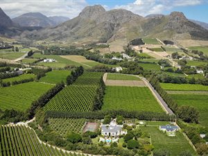 2 ha Farm in Franschhoek