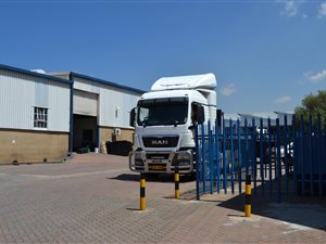 1065 m² Industrial space in City Deep