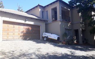 5 Bedroom House in Safari Gardens