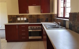 2 Bedroom Apartment in Honeydew